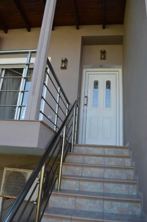Venia'S House Apartment สกาลา โปเตมิอัส ภายนอก รูปภาพ